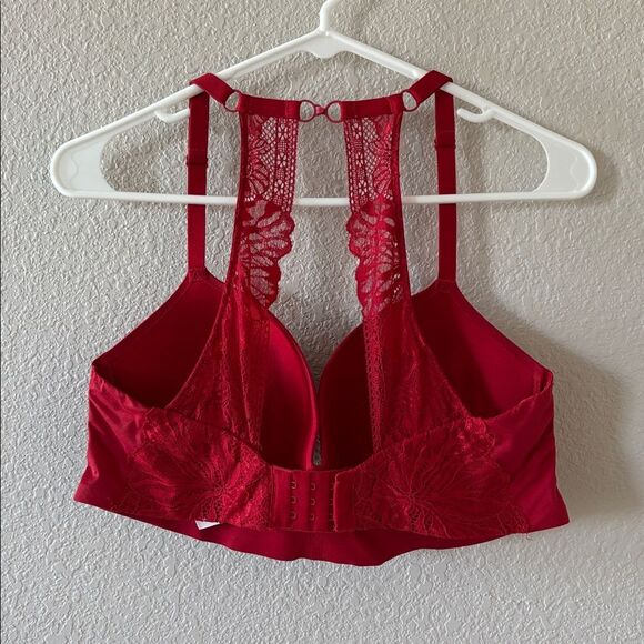VICTORIA'S SECRET Incredible Padded Red Lace Halter No Wire Bra size 36DD - Picture 2 of 5
